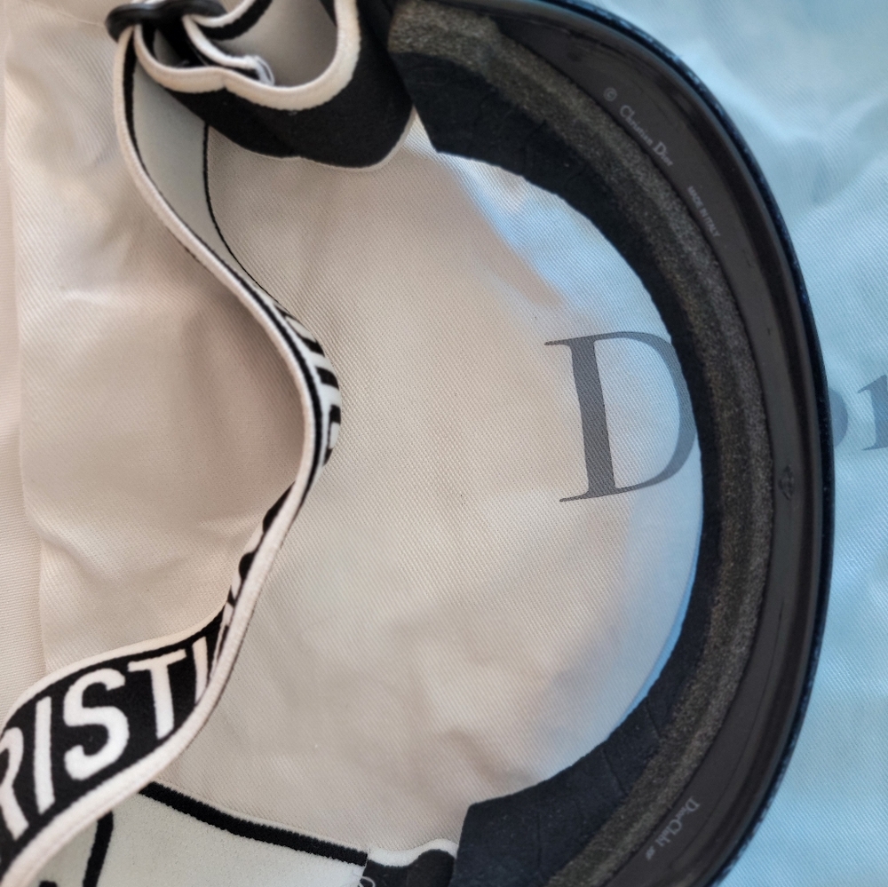 Dior J'Adior Blue Visor with White Logo Strap - Picture 5 of 10